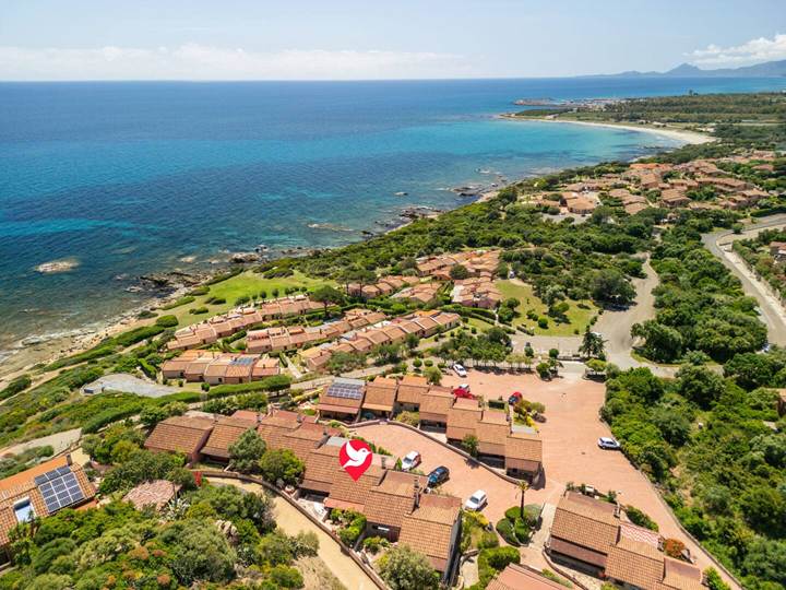 Une image contenant plein air, ciel, Photographie aérienne, Vue plongeante
Le contenu généré par l’IA peut être incorrect.